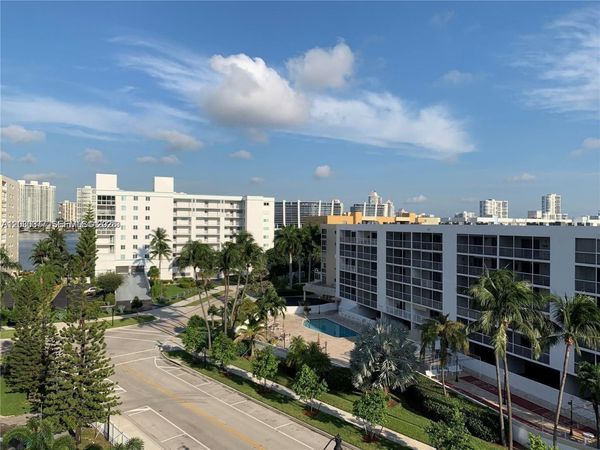 200 178th Dr , Unit 702, Sunny Isles Beach, FL 33160