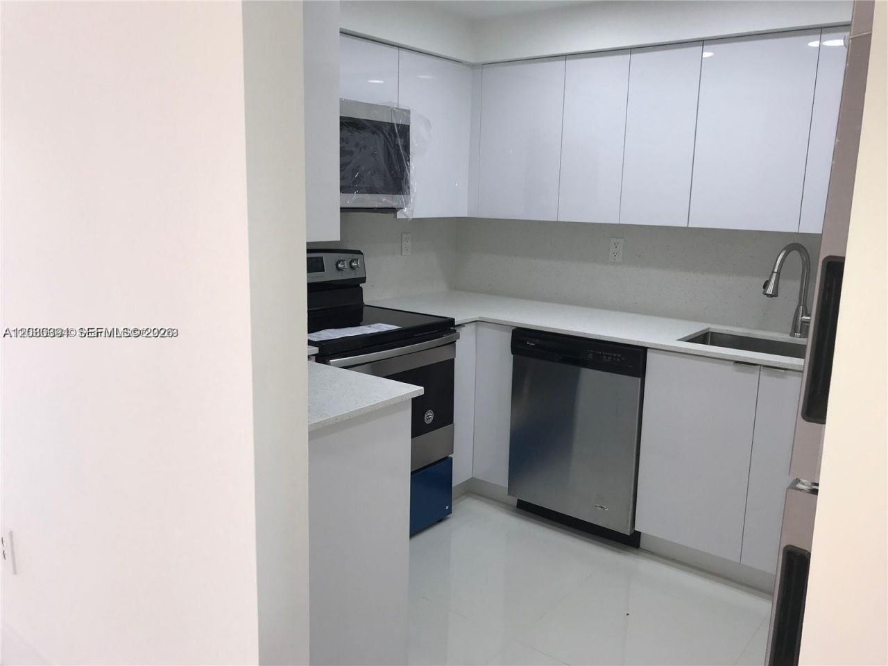200 178th Dr , Unit 702, Sunny Isles Beach, FL 33160 Photo