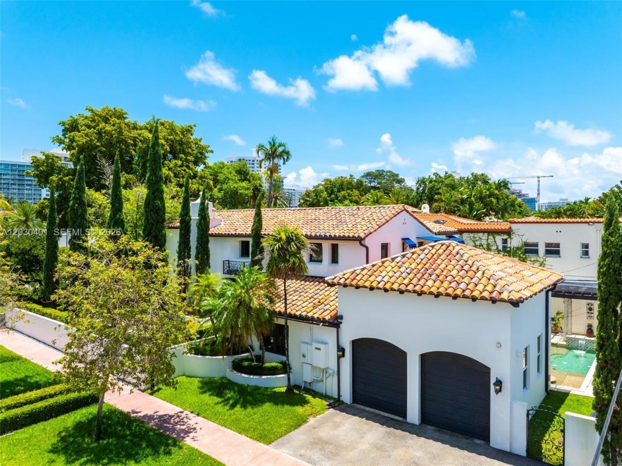 5860 Pine Tree Dr , Miami Beach, FL 33140 Photo