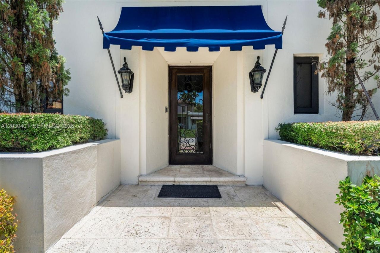 5860 Pine Tree Dr , Miami Beach, FL 33140 Photo