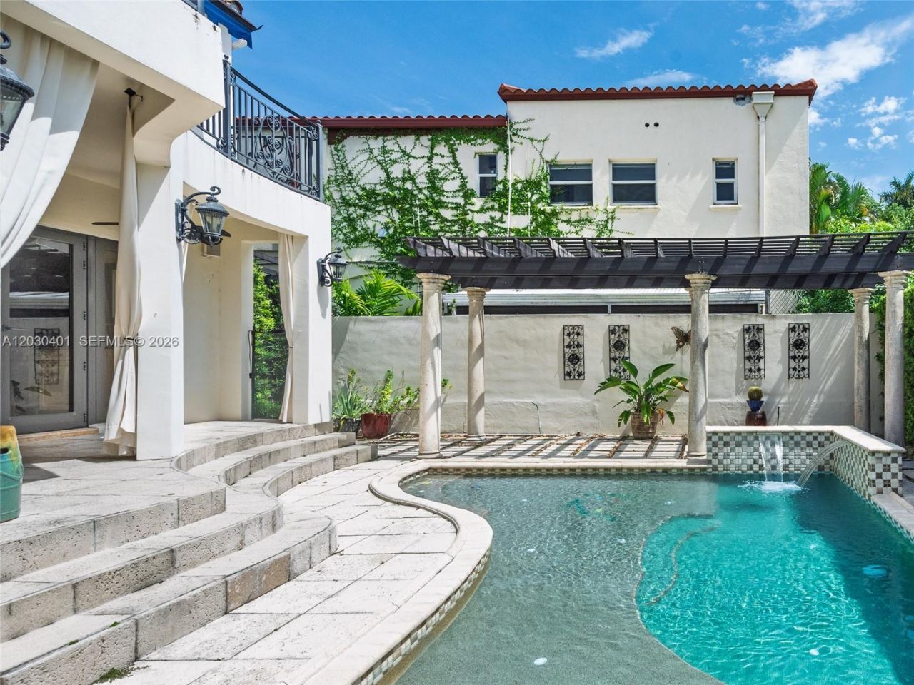 5860 Pine Tree Dr , Miami Beach, FL 33140 Photo