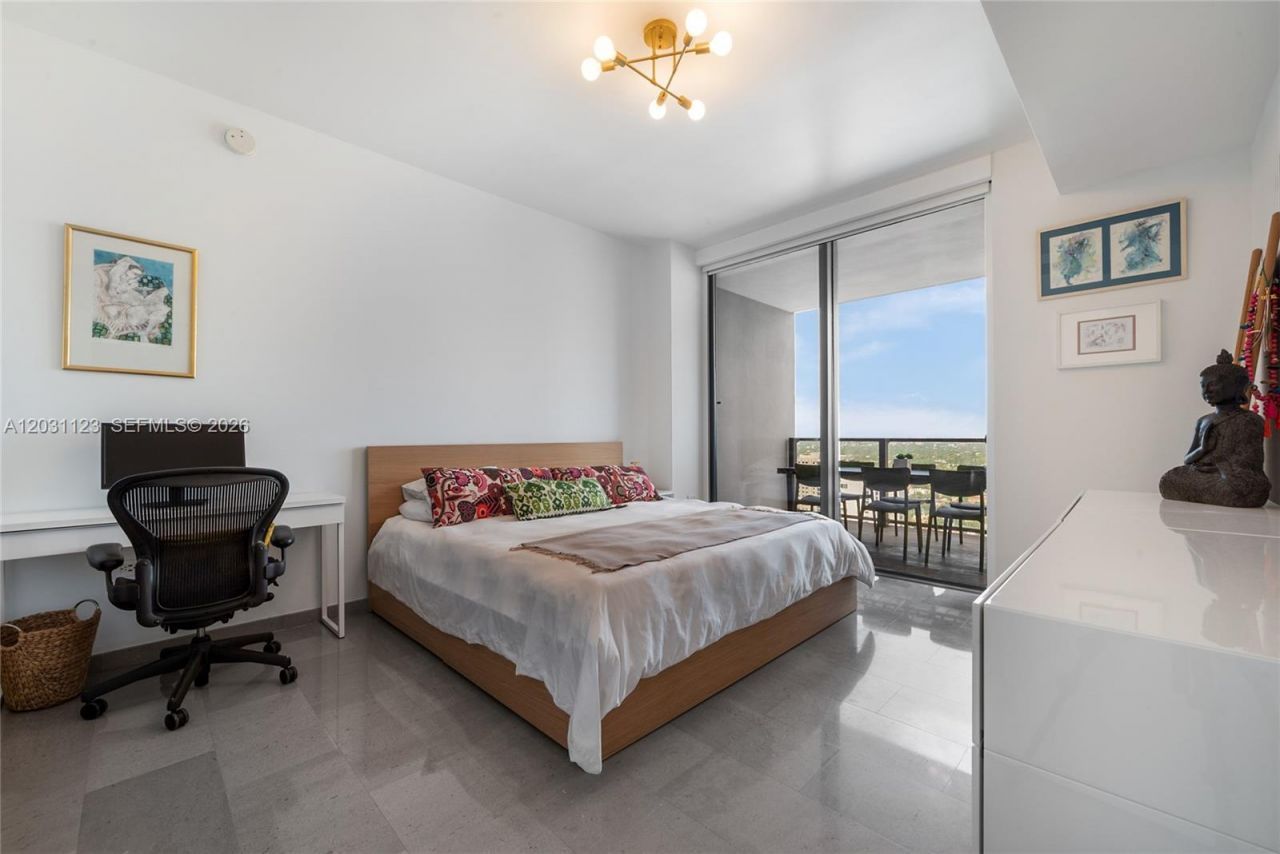 88 SW 7th St , Unit 3208, Miami, FL 33130 Photo