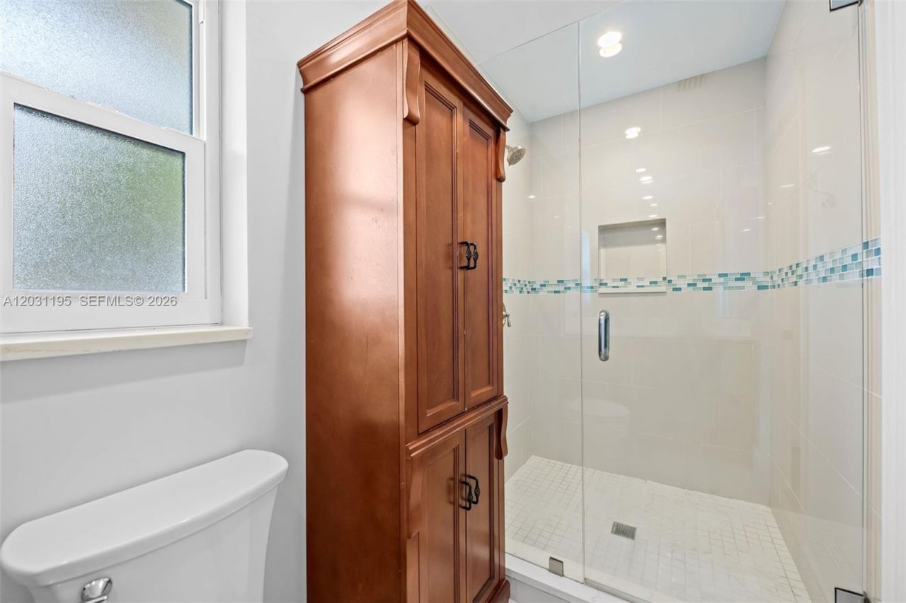 370 SE 12th Ave , Pompano Beach, FL 33060 Photo