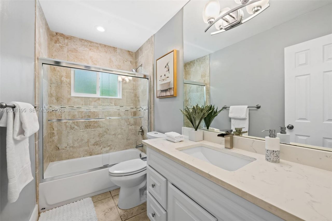 370 SE 12th Ave , Pompano Beach, FL 33060 Photo