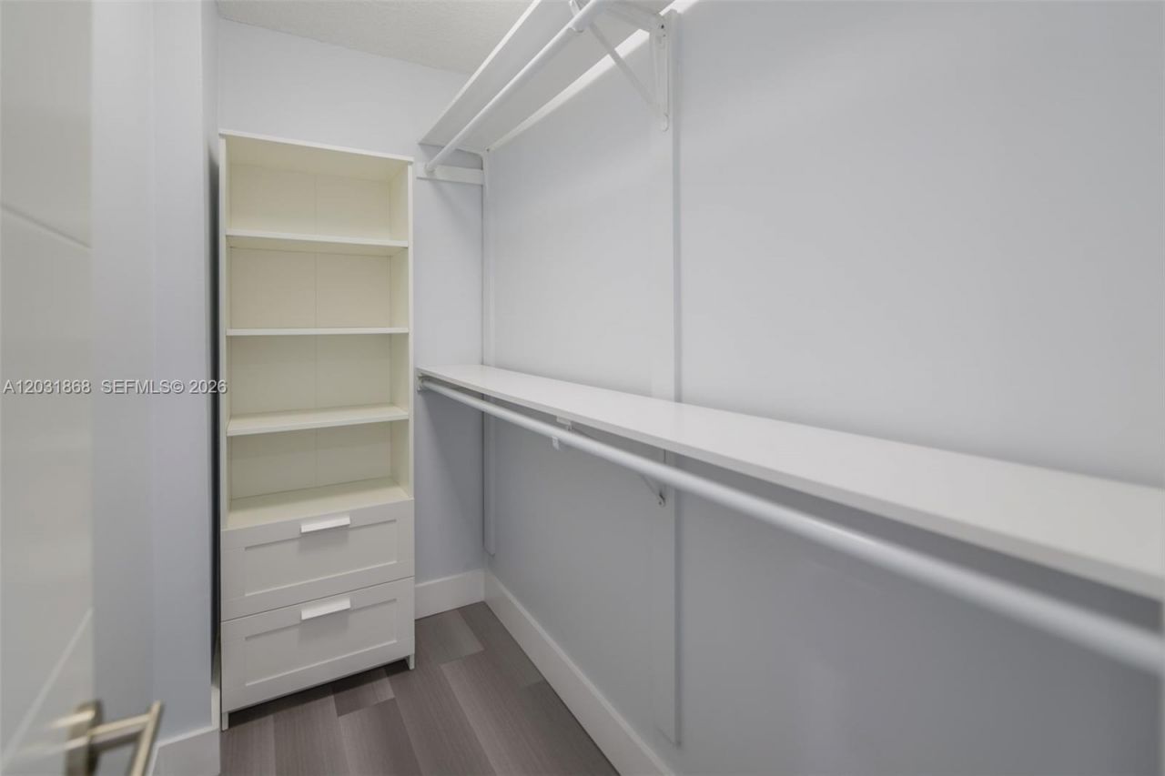 1800 NW 24th Ave, Unit 712, Miami, FL 33125 Photo