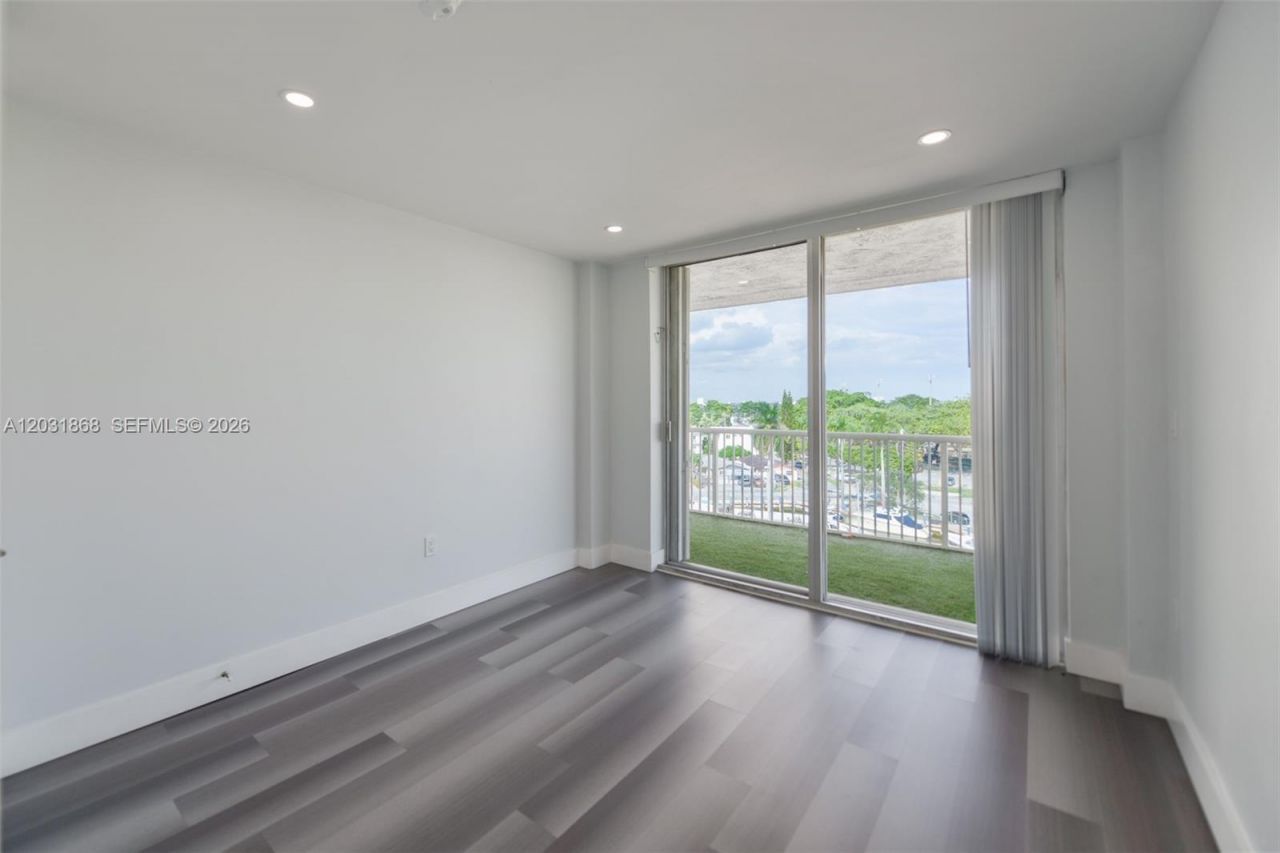1800 NW 24th Ave, Unit 712, Miami, FL 33125 Photo