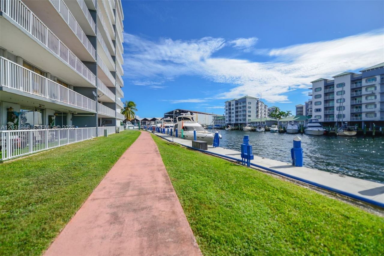1800 NW 24th Ave, Unit 712, Miami, FL 33125 Photo