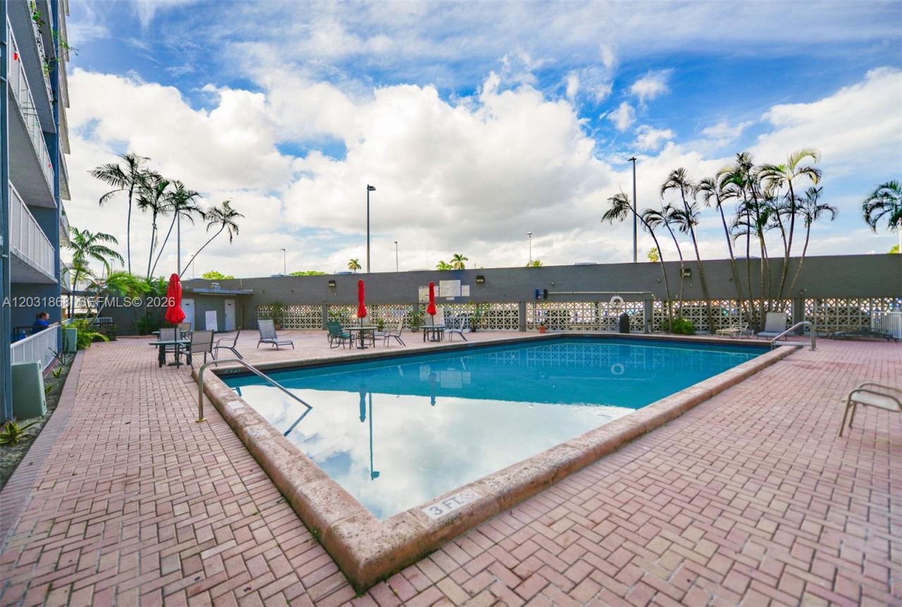 1800 NW 24th Ave, Unit 712, Miami, FL 33125 Photo