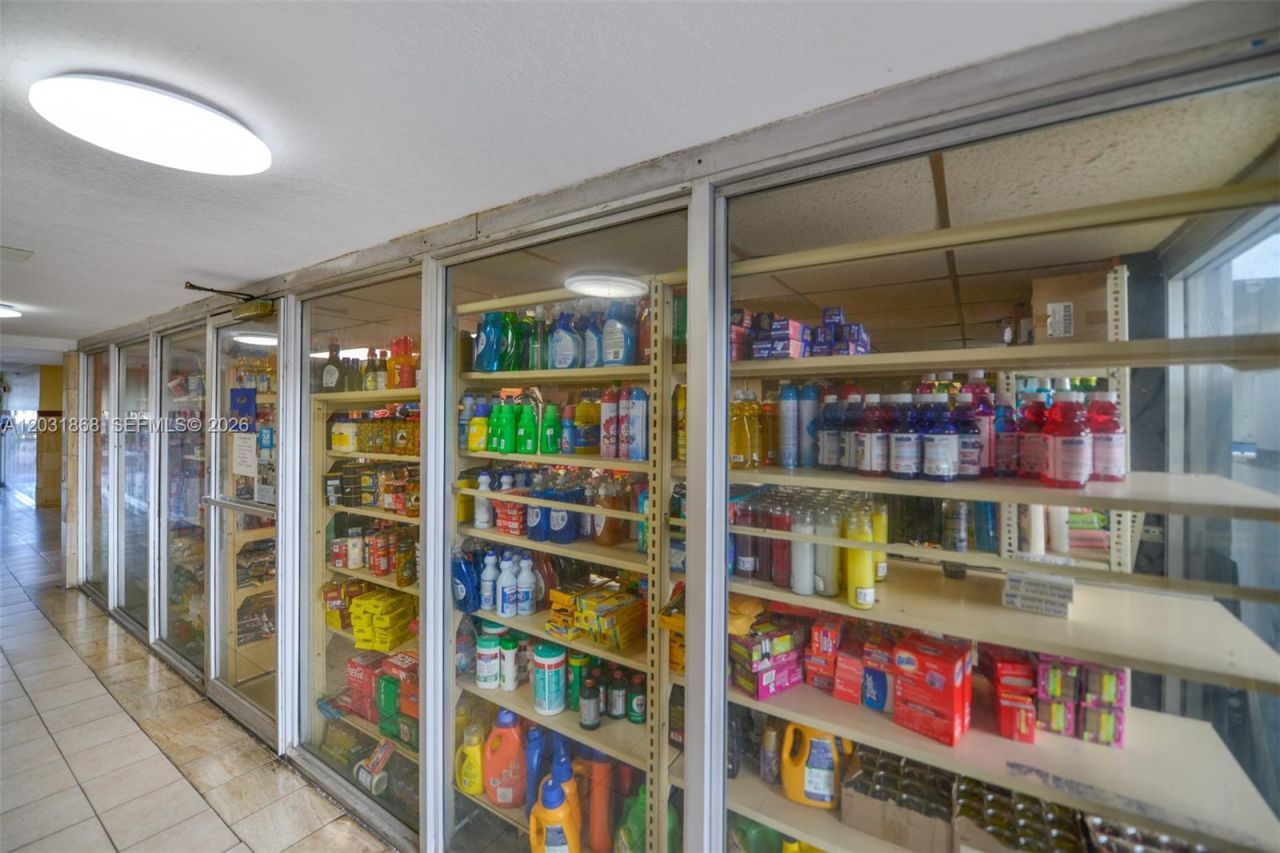 1800 NW 24th Ave, Unit 712, Miami, FL 33125 Photo