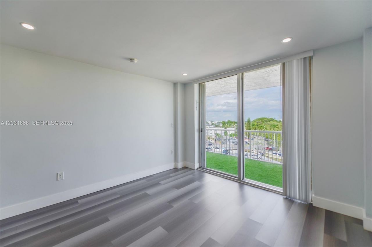 1800 NW 24th Ave, Unit 712, Miami, FL 33125 Photo