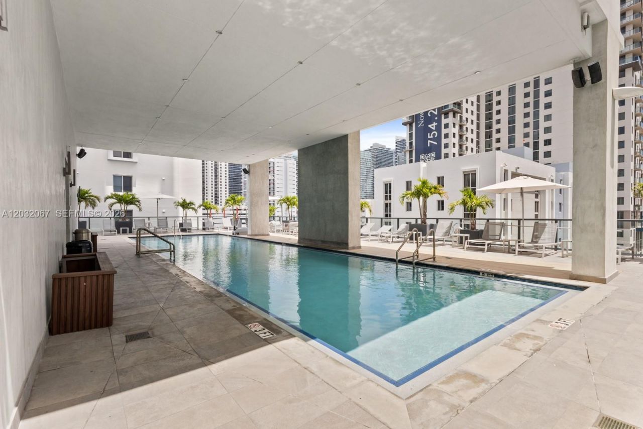 239 SW 9th St , Unit 301, Miami, FL 33130 Photo