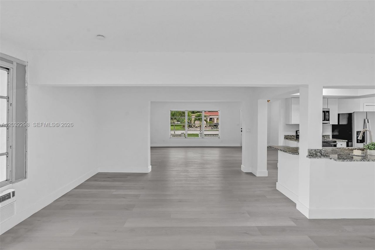 3940 NW 47th Ave , Lauderdale Lakes, FL 33319 Photo