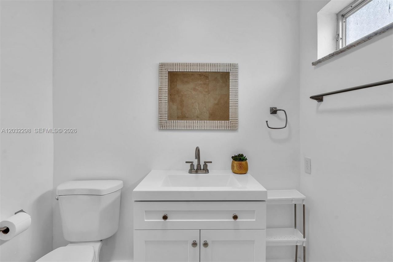 3940 NW 47th Ave , Lauderdale Lakes, FL 33319 Photo