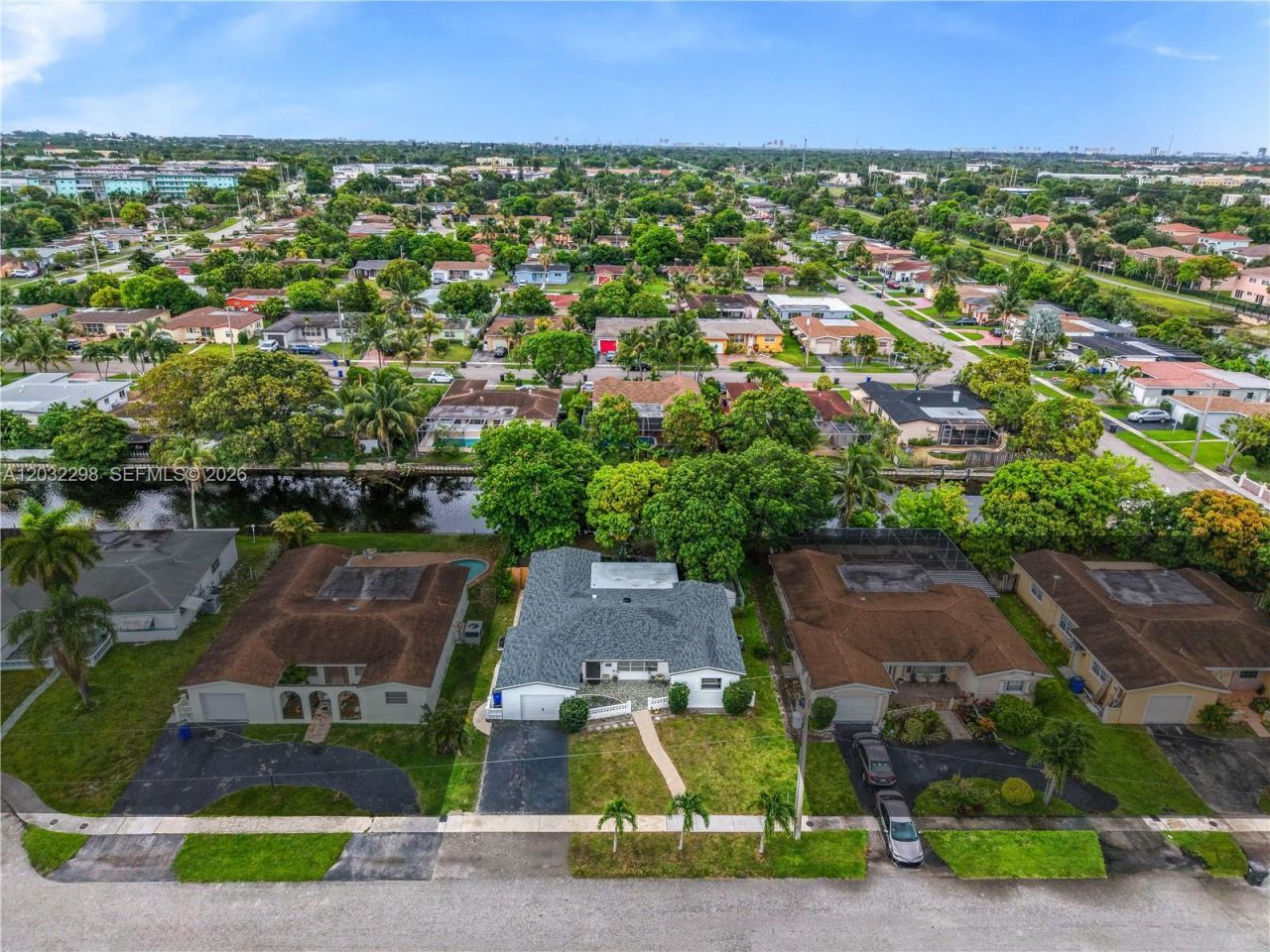 3940 NW 47th Ave , Lauderdale Lakes, FL 33319 Photo