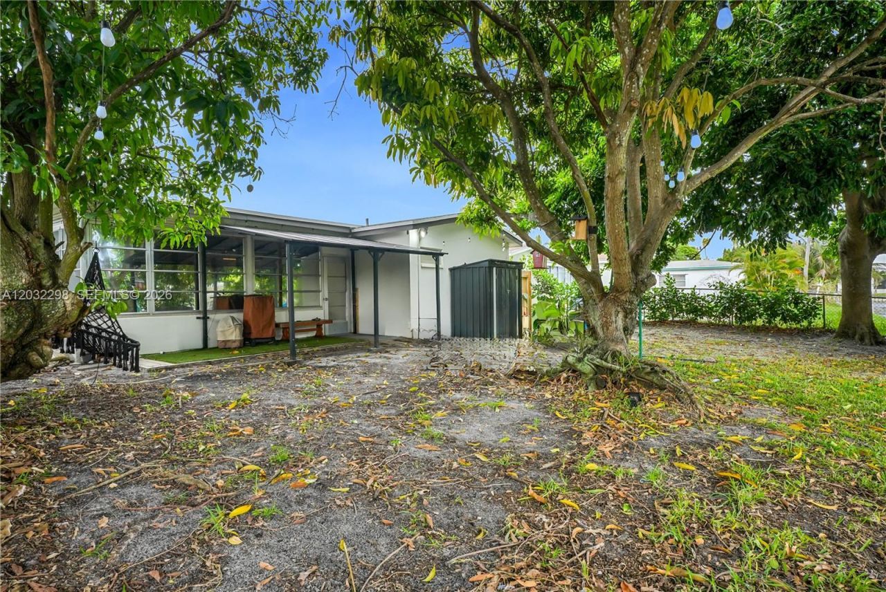 3940 NW 47th Ave , Lauderdale Lakes, FL 33319 Photo