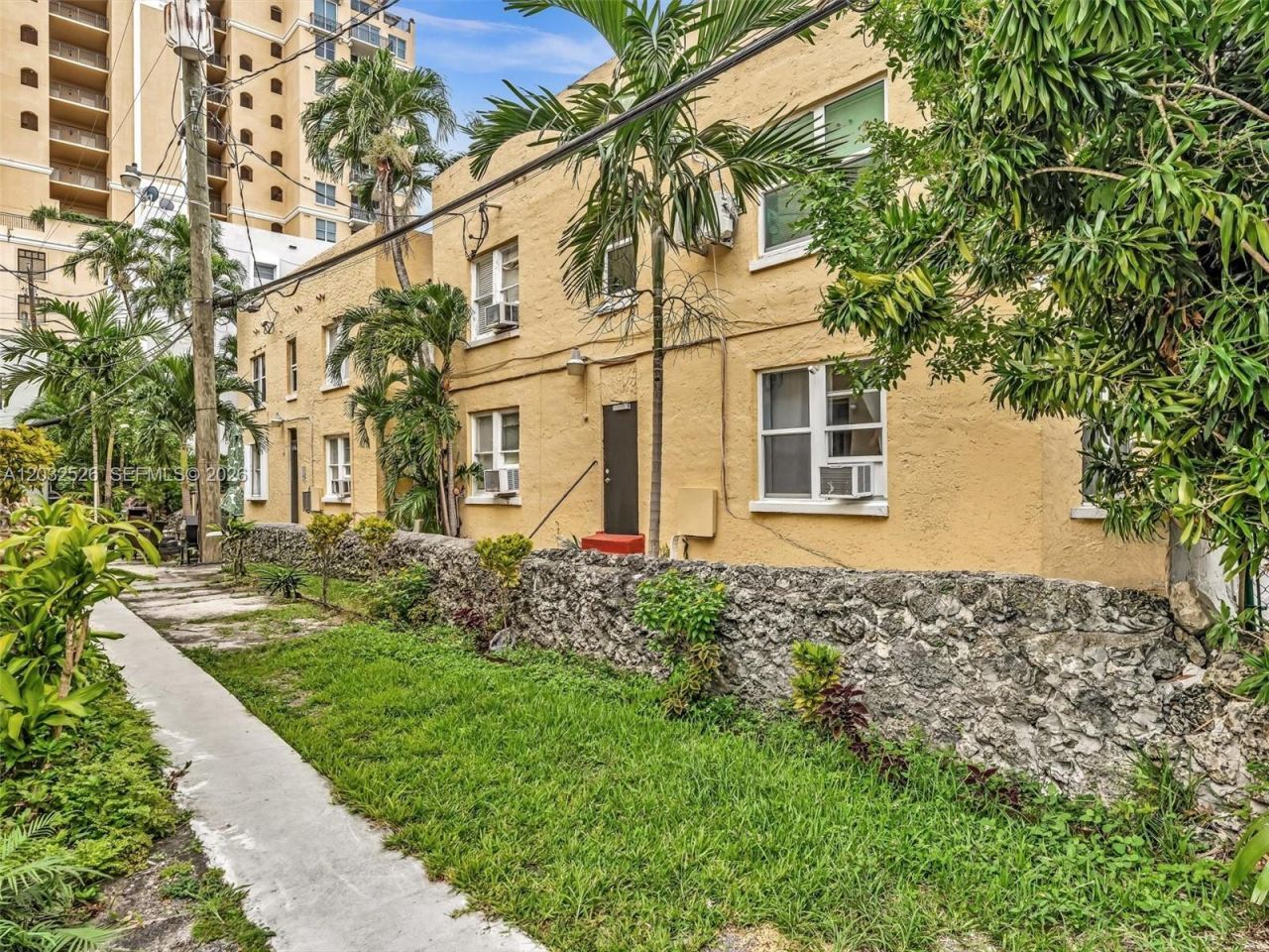 124 Mendoza Ave , Unit 6, Coral Gables, FL 33134 Photo