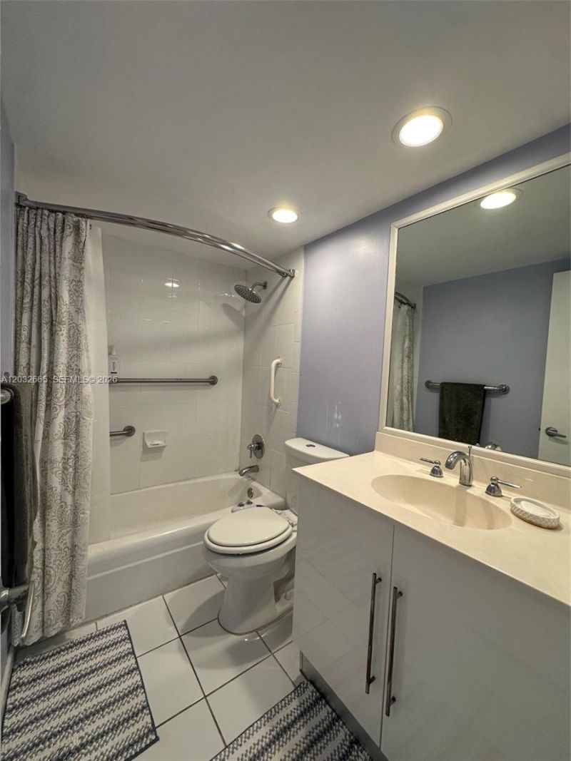 3001 S Ocean Dr , Unit 1429, Hollywood, FL 33019 Photo