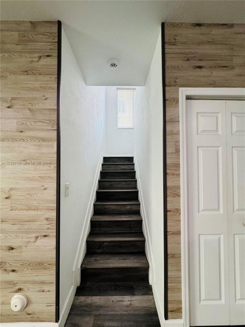 363 NE 35th Ter , Homestead, FL 33033 Photo