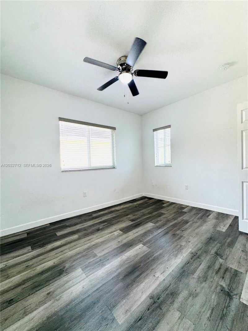 363 NE 35th Ter , Homestead, FL 33033 Photo