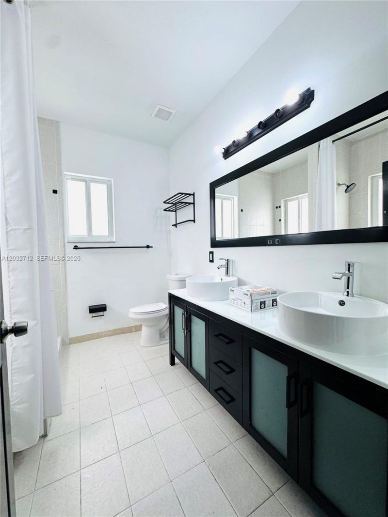 363 NE 35th Ter , Homestead, FL 33033 Photo
