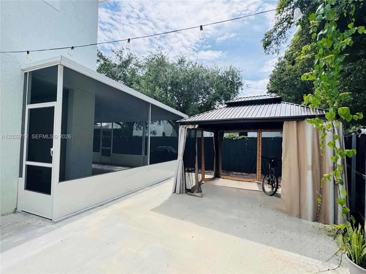 363 NE 35th Ter , Homestead, FL 33033 Photo