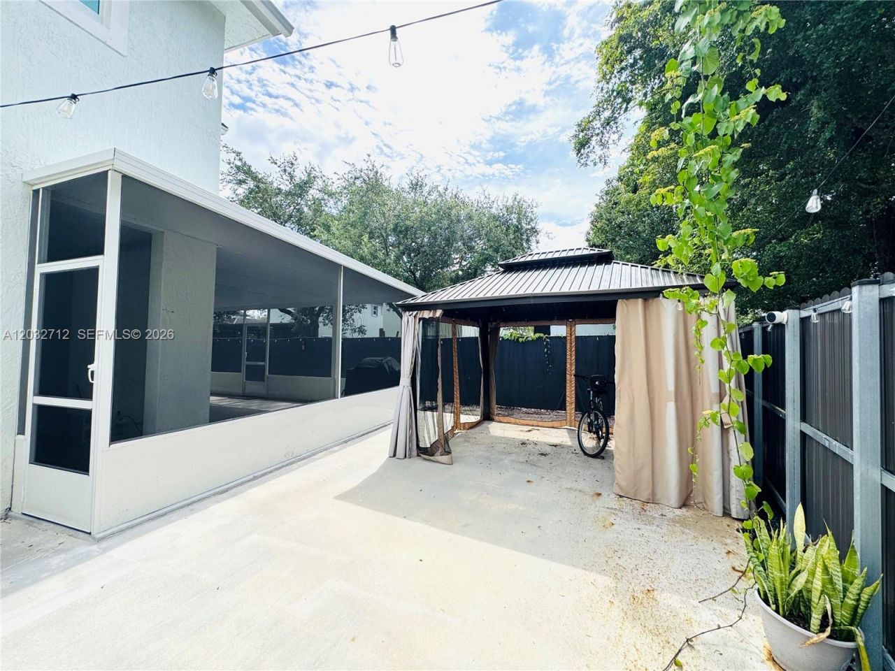 363 NE 35th Ter , Homestead, FL 33033 Photo