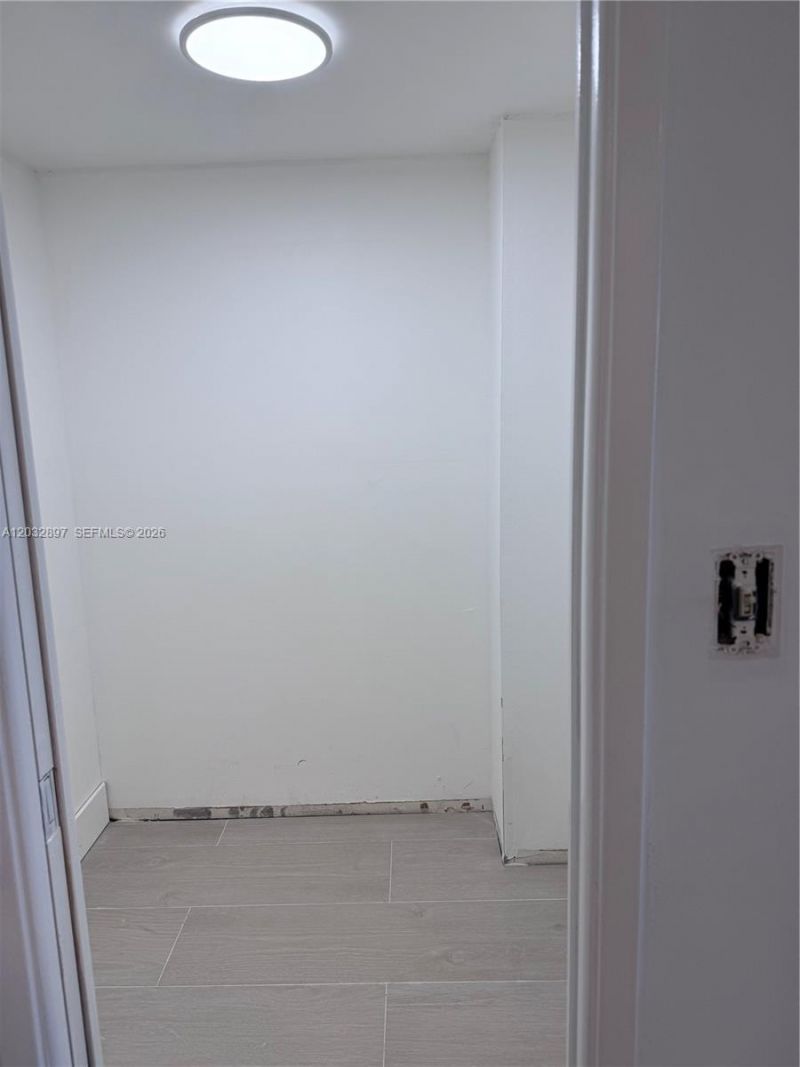575 Oaks Ln , Unit 1008, Pompano Beach, FL 33069 Photo