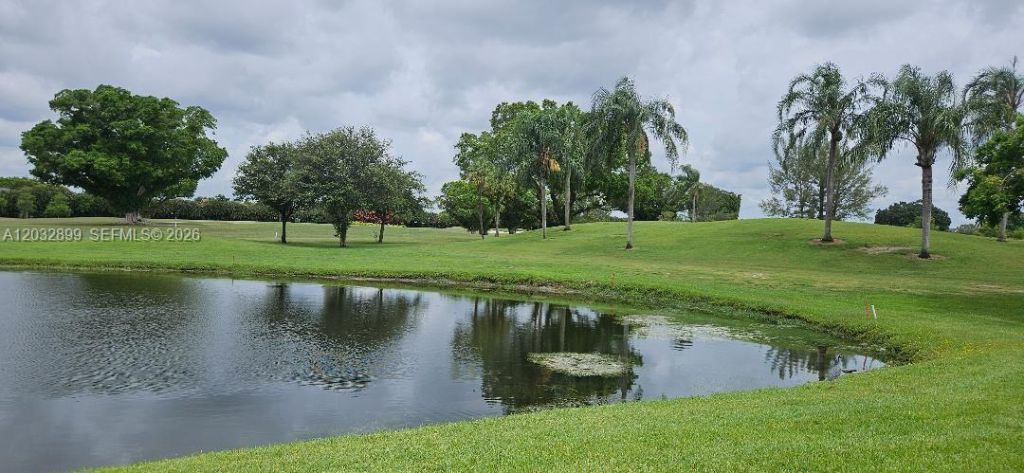 9823 S Hollybrook Lake Dr , Unit 310, Pembroke Pines, FL 33025 Photo