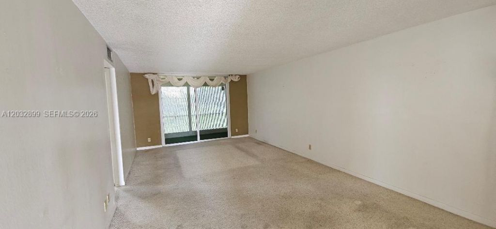 9823 S Hollybrook Lake Dr , Unit 310, Pembroke Pines, FL 33025 Photo