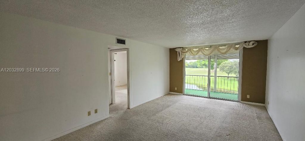 9823 S Hollybrook Lake Dr , Unit 310, Pembroke Pines, FL 33025 Photo