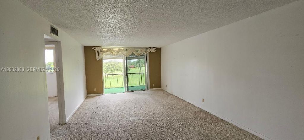 9823 S Hollybrook Lake Dr , Unit 310, Pembroke Pines, FL 33025 Photo