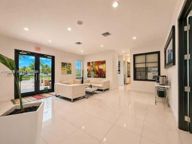 4540 NW 107th Ave, Unit 206-11, Doral, FL 33178 Photo