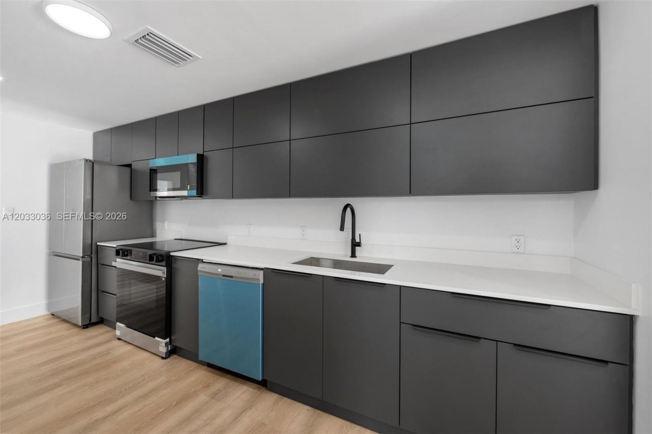403 SW 12th Ave , Unit 3, Miami, FL 33130 Photo
