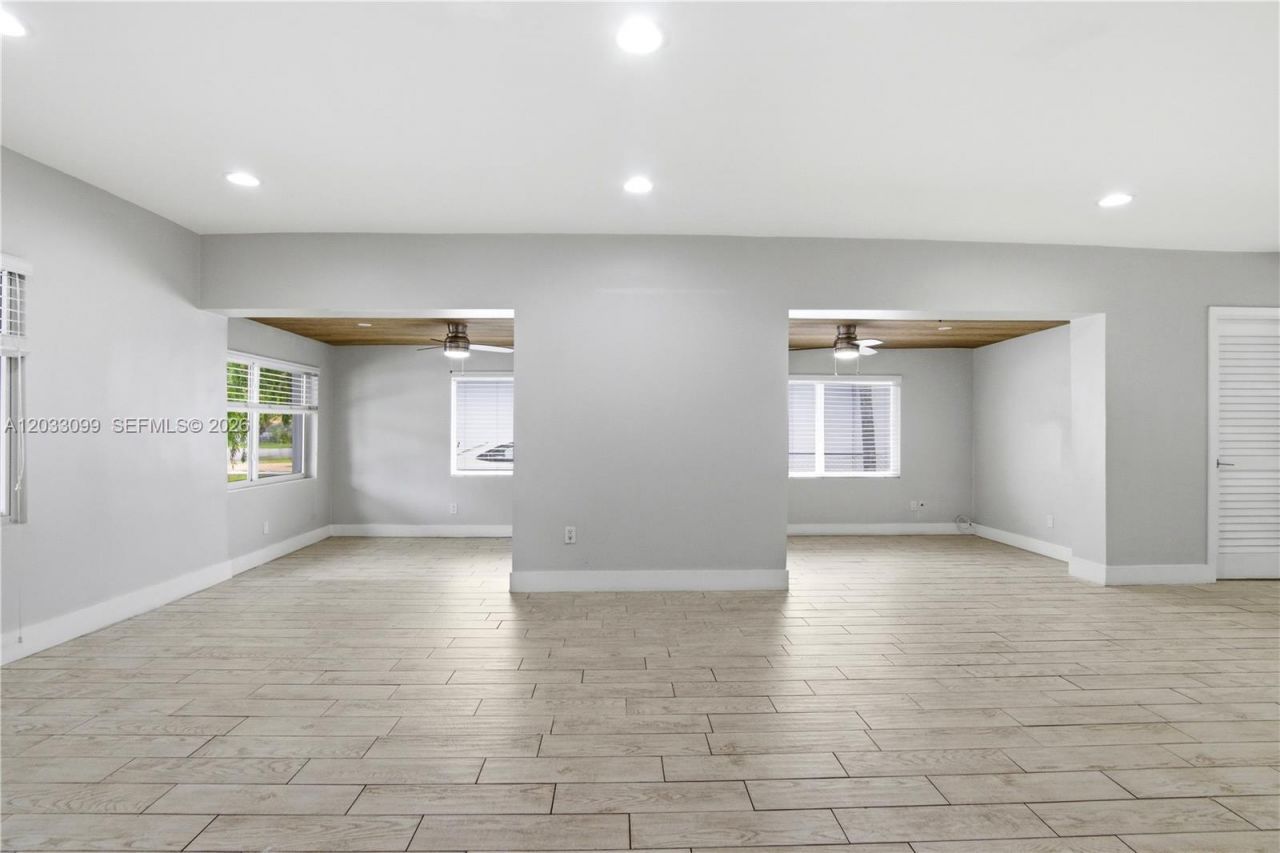 6511 SW 44th St , Miami, FL 33155 Photo