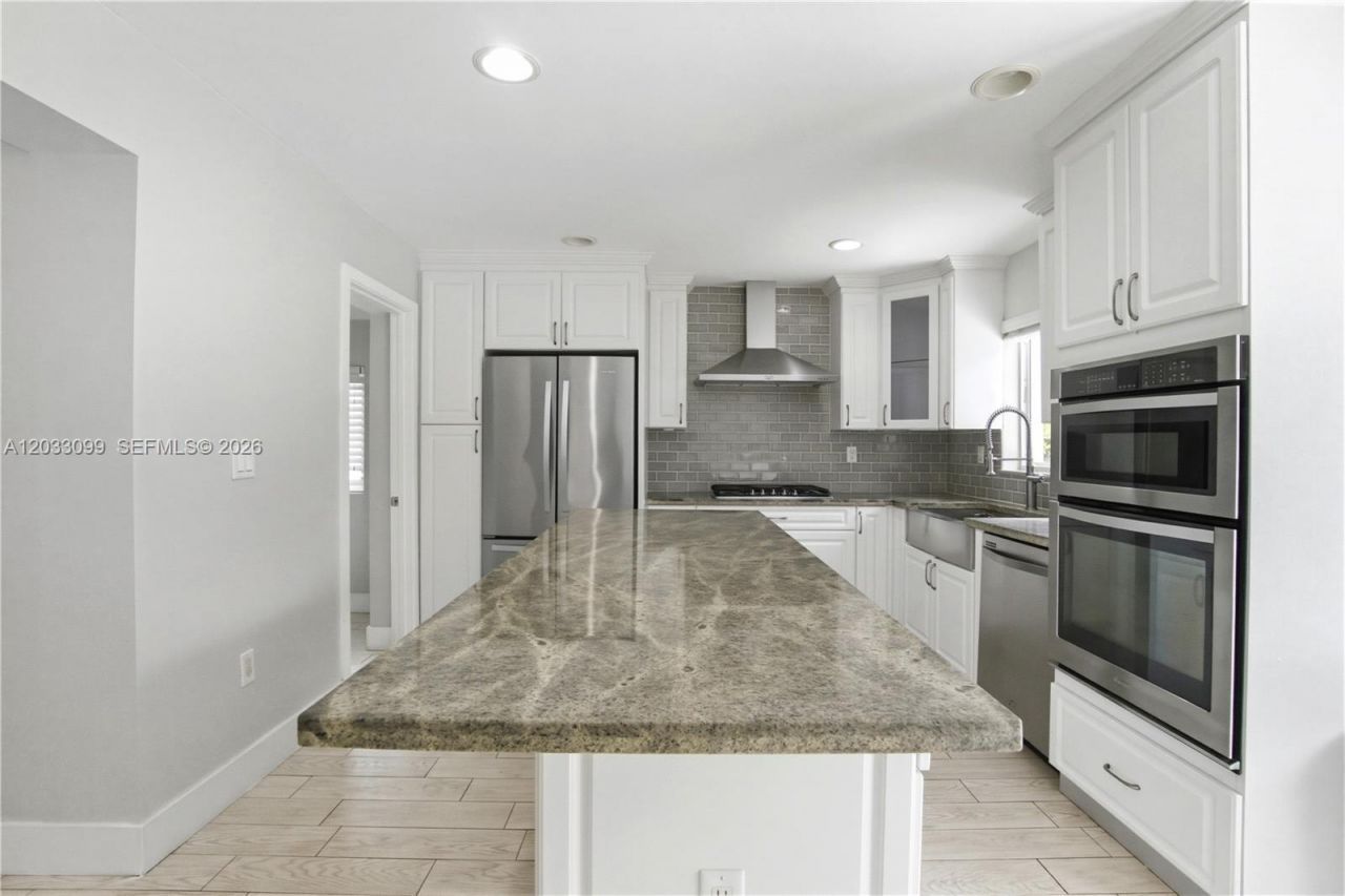 6511 SW 44th St , Miami, FL 33155 Photo