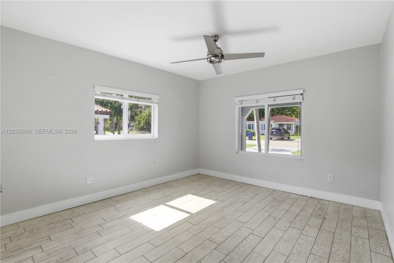 6511 SW 44th St , Miami, FL 33155 Photo