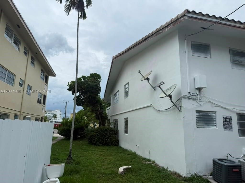 11970 NE 19th Dr , North Miami, FL 33181 Photo
