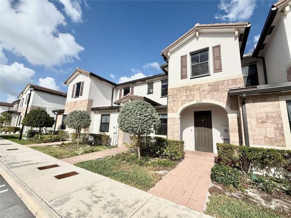 11119 W 34th Way , Unit 11119, Hialeah, FL 33018