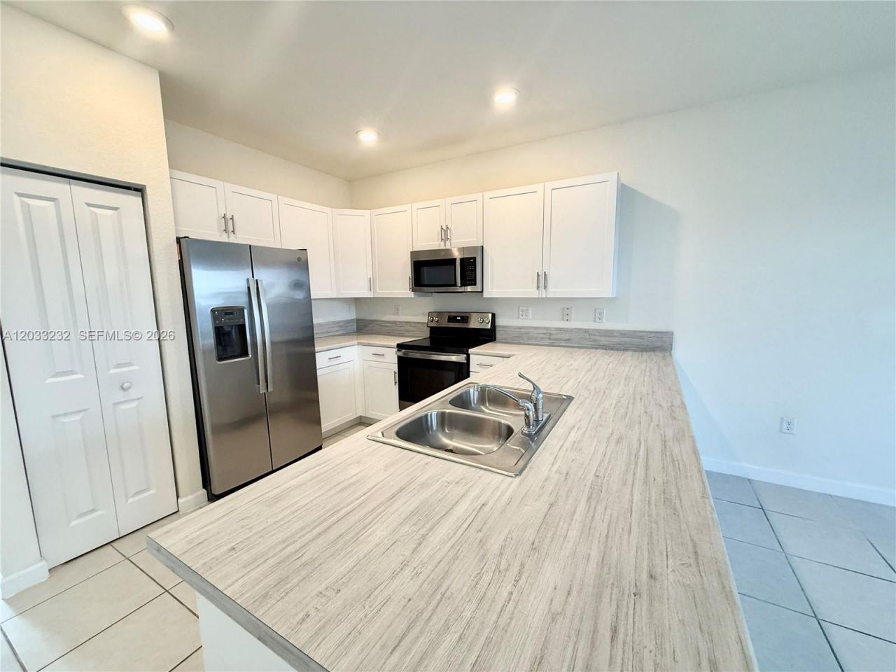 11119 W 34th Way , Unit 11119, Hialeah, FL 33018 Photo