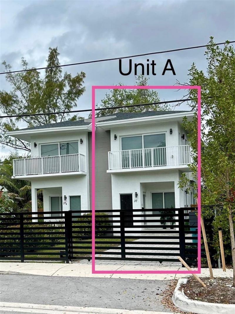 37 NW 70th St , Unit A, Miami, FL 33150 Photo