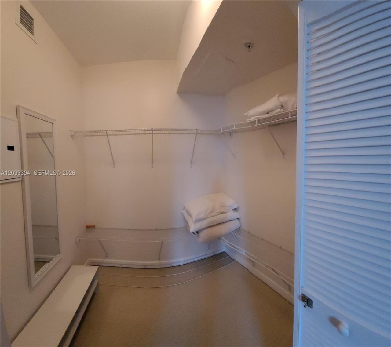 325 S Biscayne Blvd , Unit 3321, Miami, FL 33131 Photo