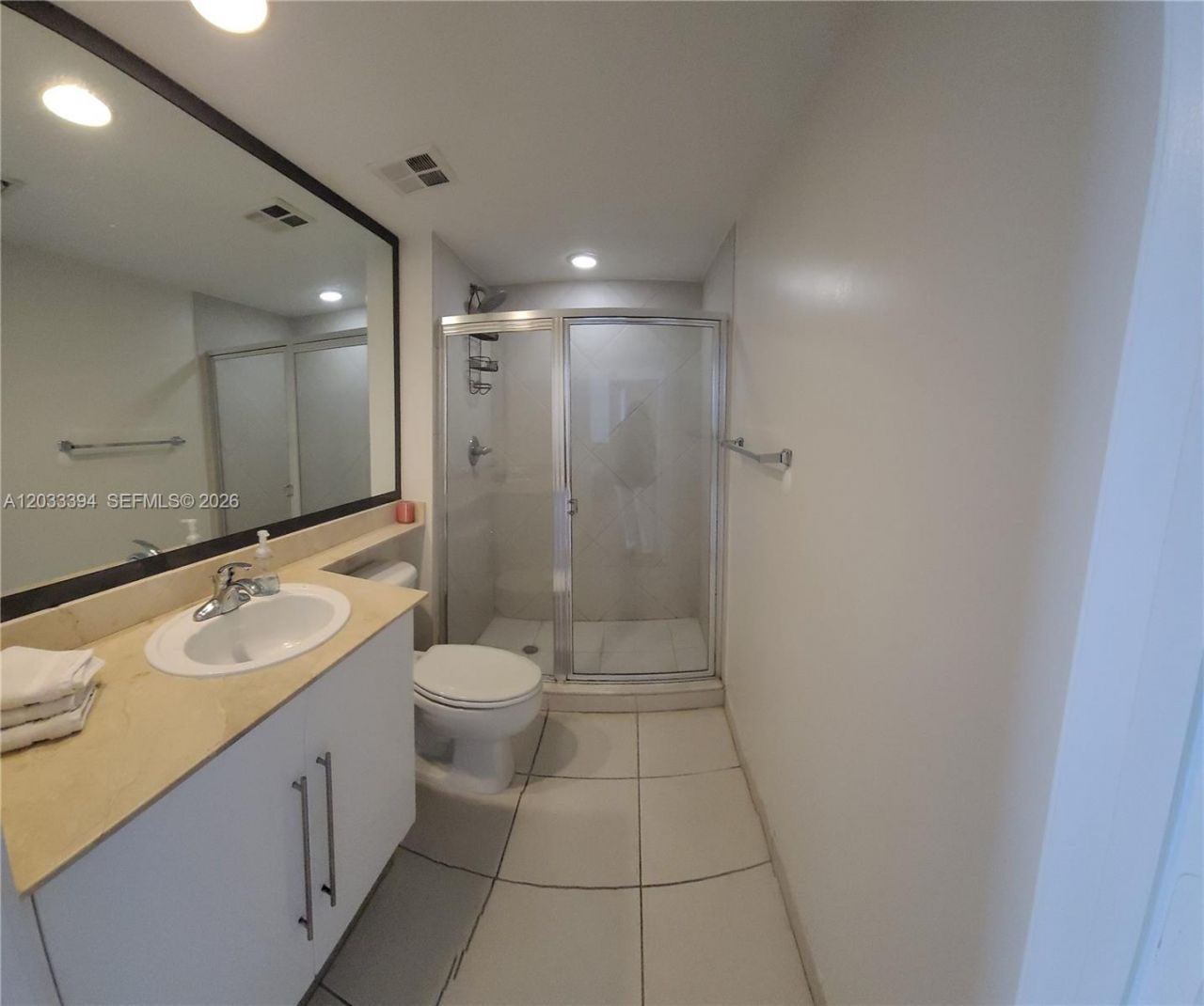325 S Biscayne Blvd , Unit 3321, Miami, FL 33131 Photo