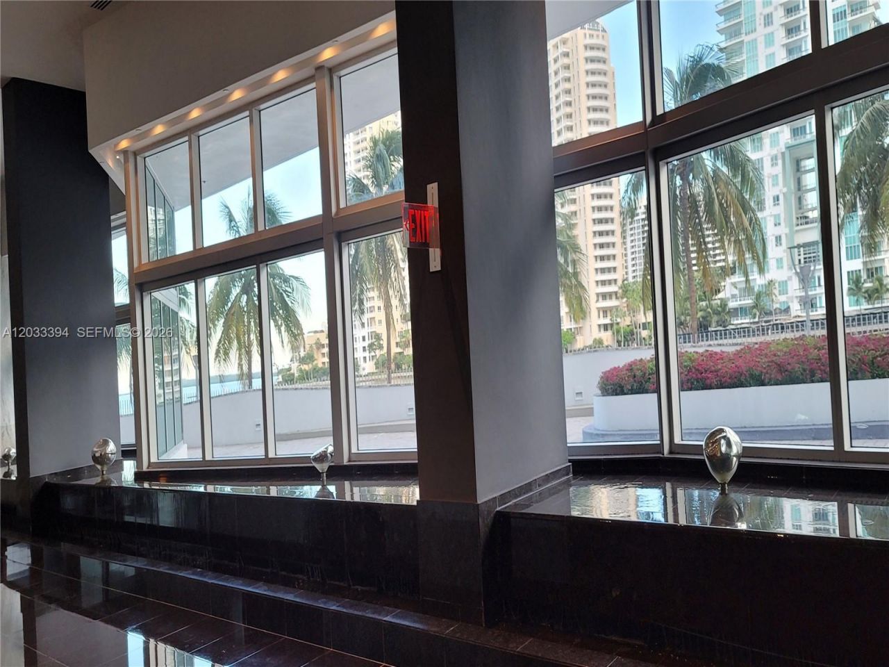 325 S Biscayne Blvd , Unit 3321, Miami, FL 33131 Photo