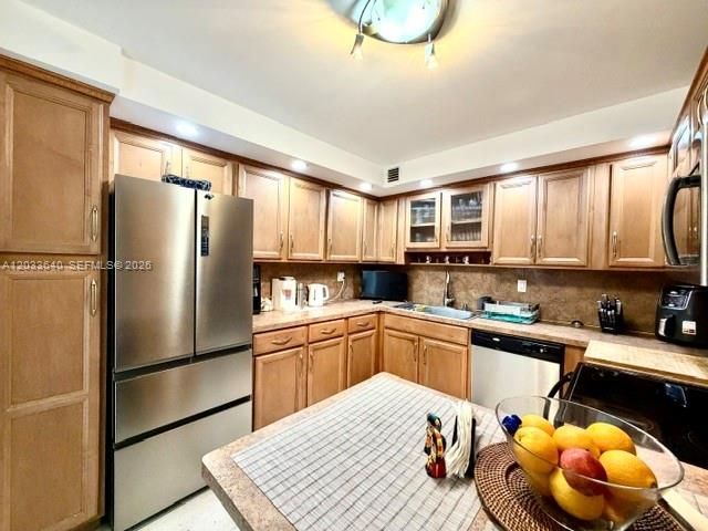 2450 NE 135th St , Unit 704, North Miami, FL 33181 Photo