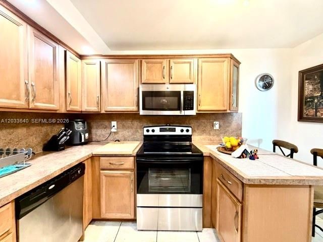 2450 NE 135th St , Unit 704, North Miami, FL 33181 Photo
