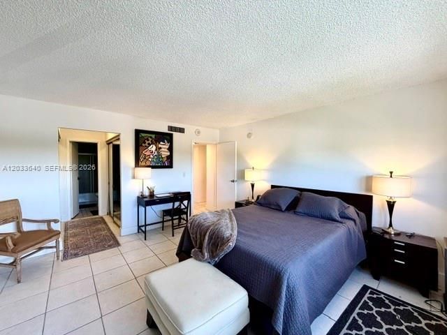 2450 NE 135th St , Unit 704, North Miami, FL 33181 Photo