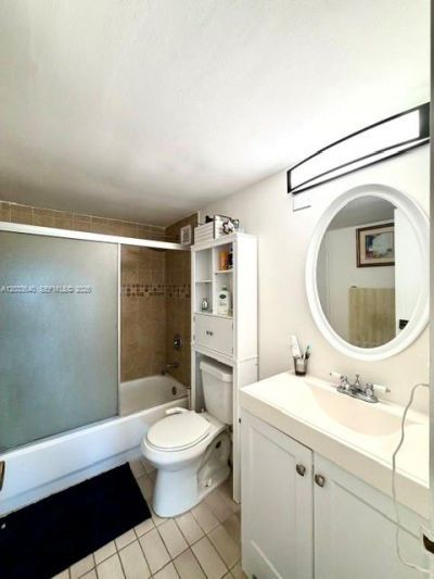 2450 NE 135th St , Unit 704, North Miami, FL 33181 Photo