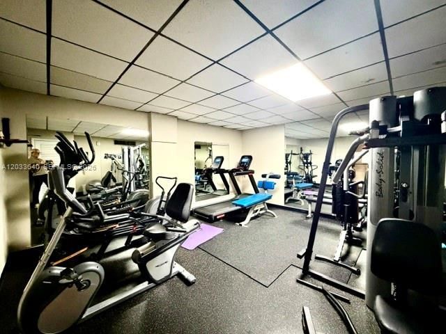 2450 NE 135th St , Unit 704, North Miami, FL 33181 Photo