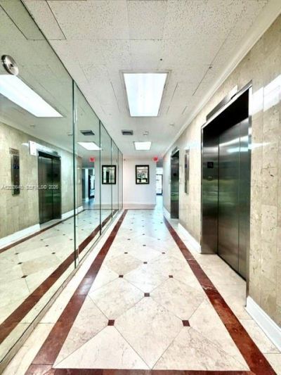 2450 NE 135th St , Unit 704, North Miami, FL 33181 Photo