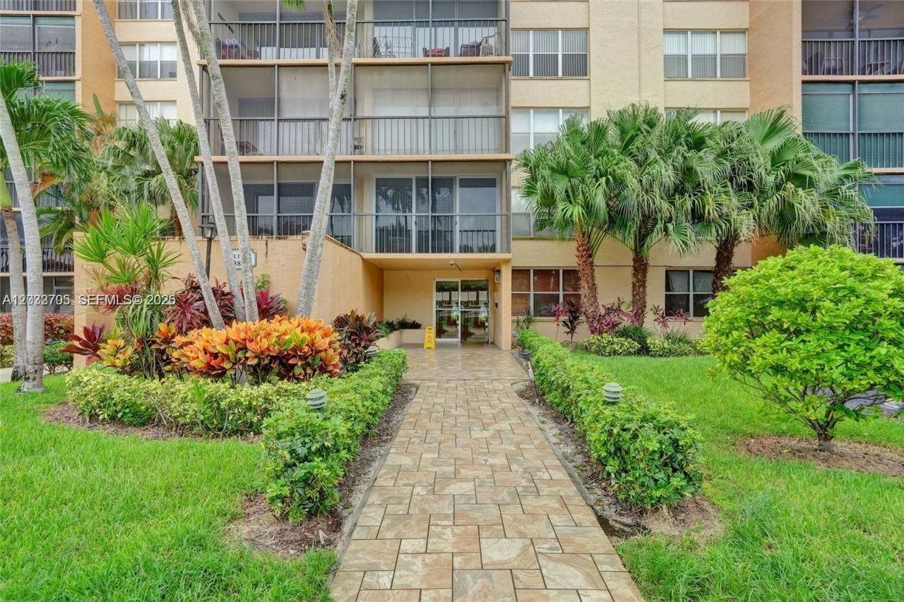 3821 Environ Blvd , Unit 403, Lauderhill, FL 33319 Photo